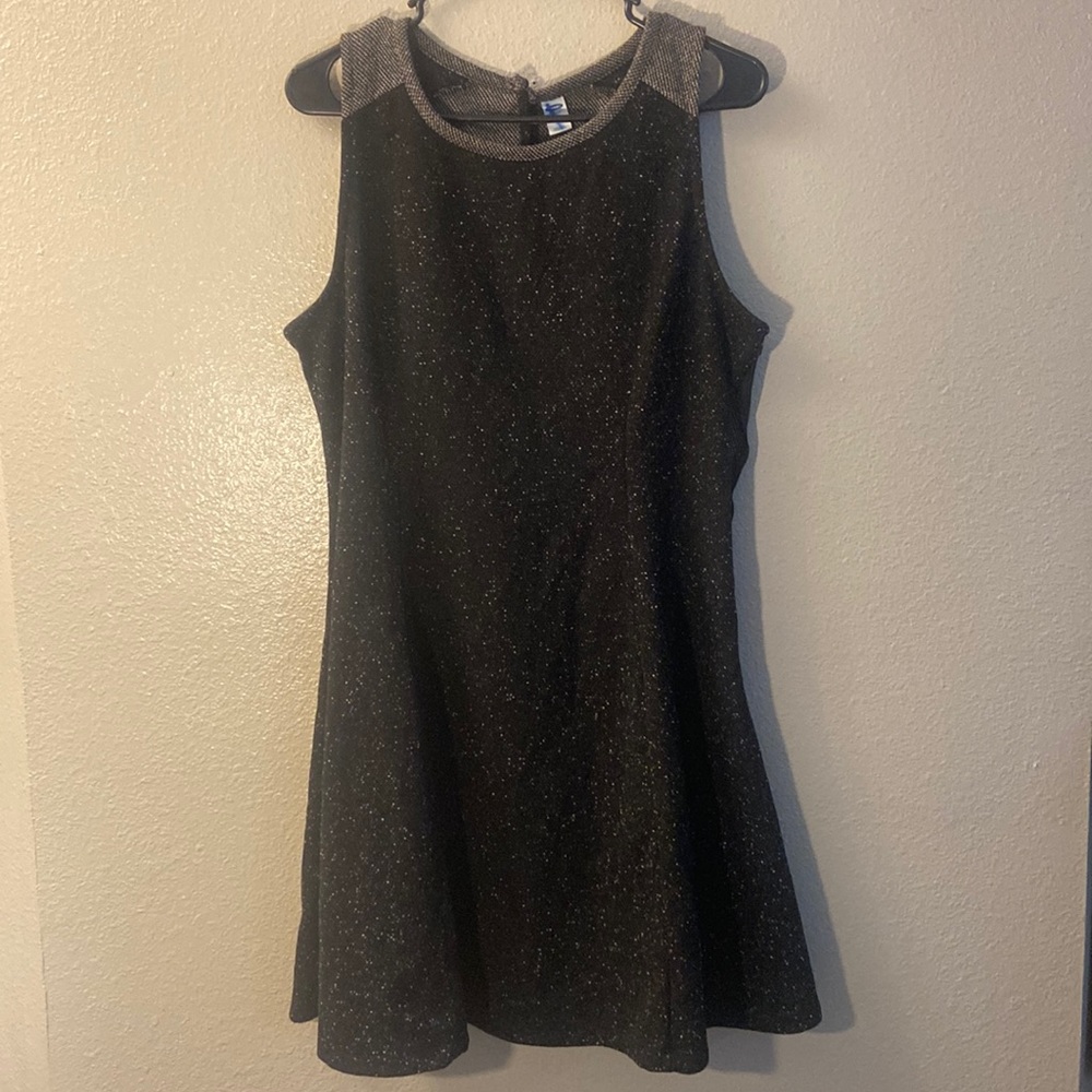 Old Navy Dress Sz L Black White Sleeveless Fit and Flare Textured Stretch Knit - Picture 1 of 10